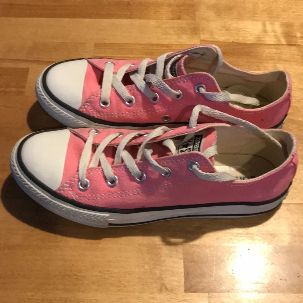 Girls’ Converse Chuck Taylor All Stars Pink Low Top Sneakers Shoes